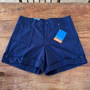 Columbia Women’s Silver Ridge Utility Navy Shorts Omni Shade Active Fit Size 10